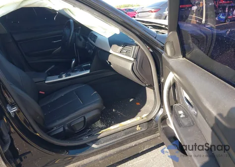 2018 BMW 320I xDrive z USA, uszkodzony, nr VIN WBA8A3C5XJA494384